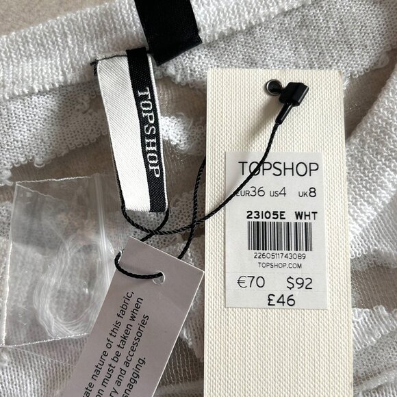 NWT Topshop Knitted Burnout Animal Top in White ALT ASO Aria Montgomery - Picture 5 of 8